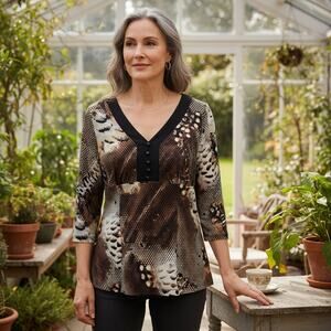 🍂🐆Animal Print Geometric Tunic Top Womens S/M Black Brown White Grey Blouse